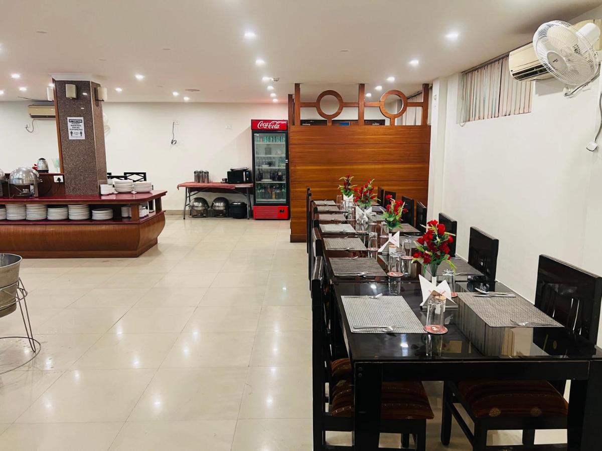 Bodhgaya Regency Hotel Buitenkant foto