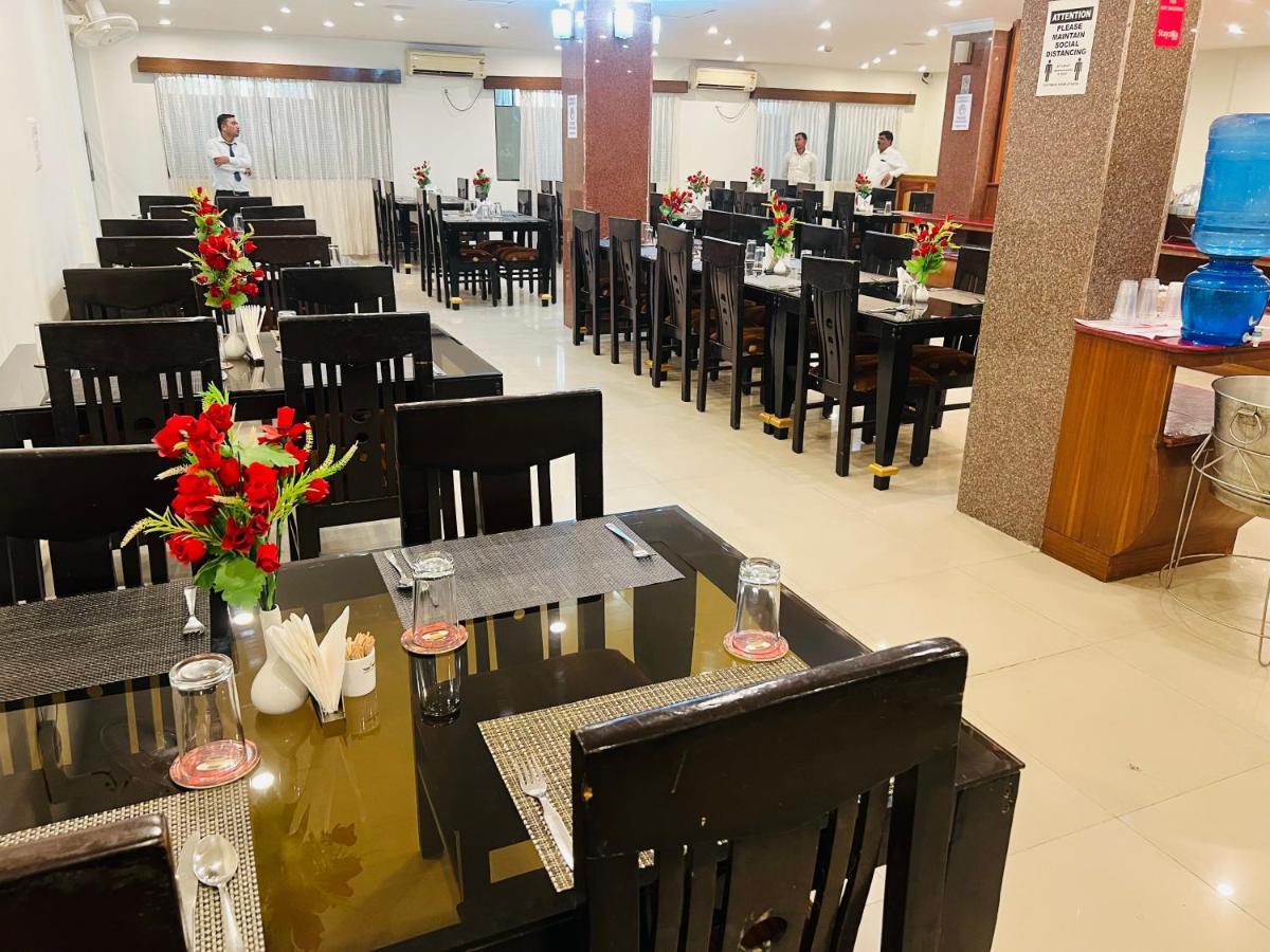 Bodhgaya Regency Hotel Buitenkant foto