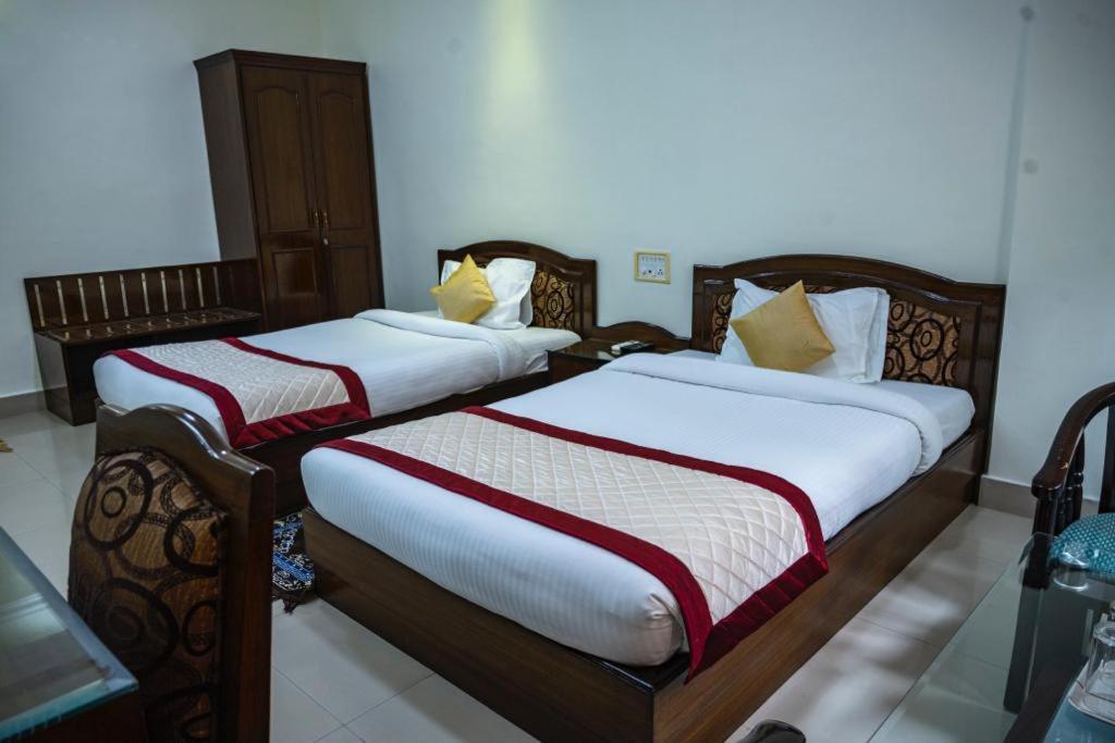 Bodhgaya Regency Hotel Buitenkant foto