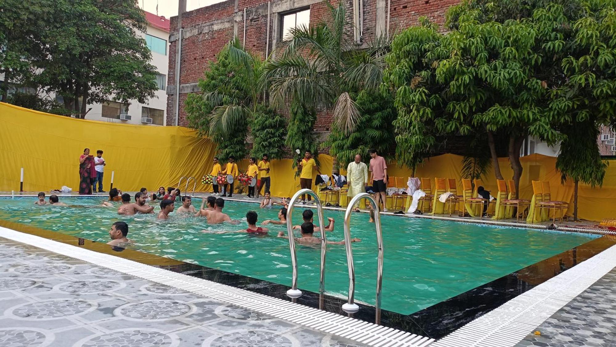 Bodhgaya Regency Hotel Buitenkant foto