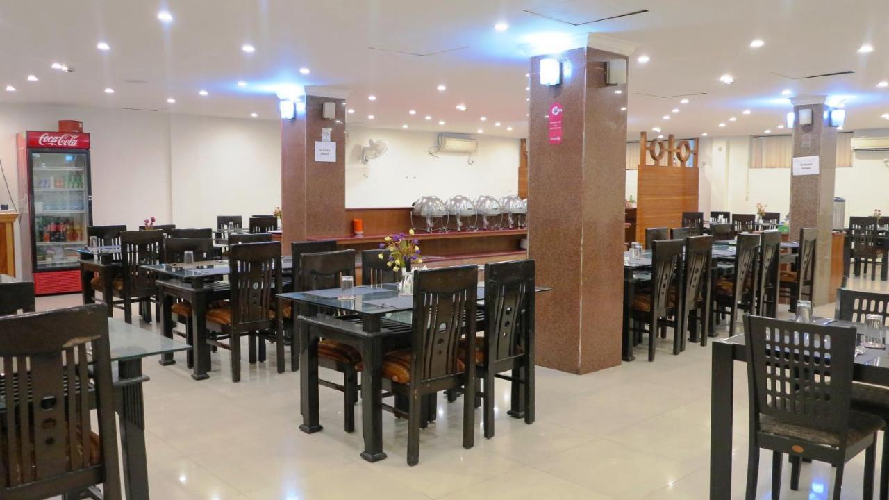 Bodhgaya Regency Hotel Buitenkant foto